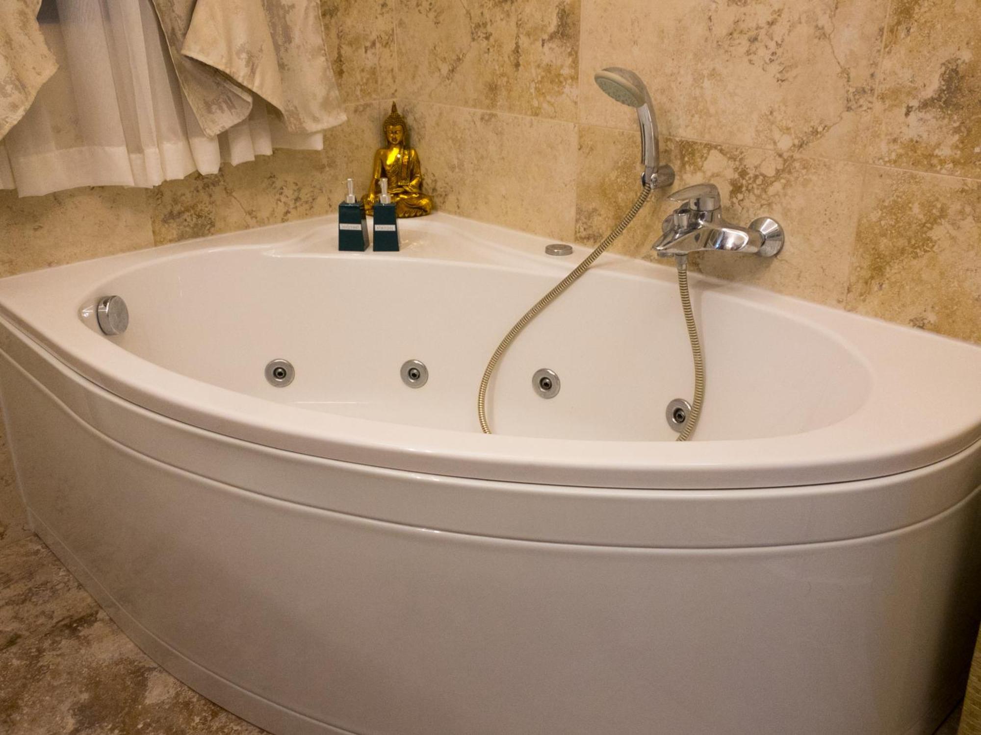Kimray Boutique Apartment - Indulge In Comfort, Embrace Tranquility Marsaskala Exterior foto